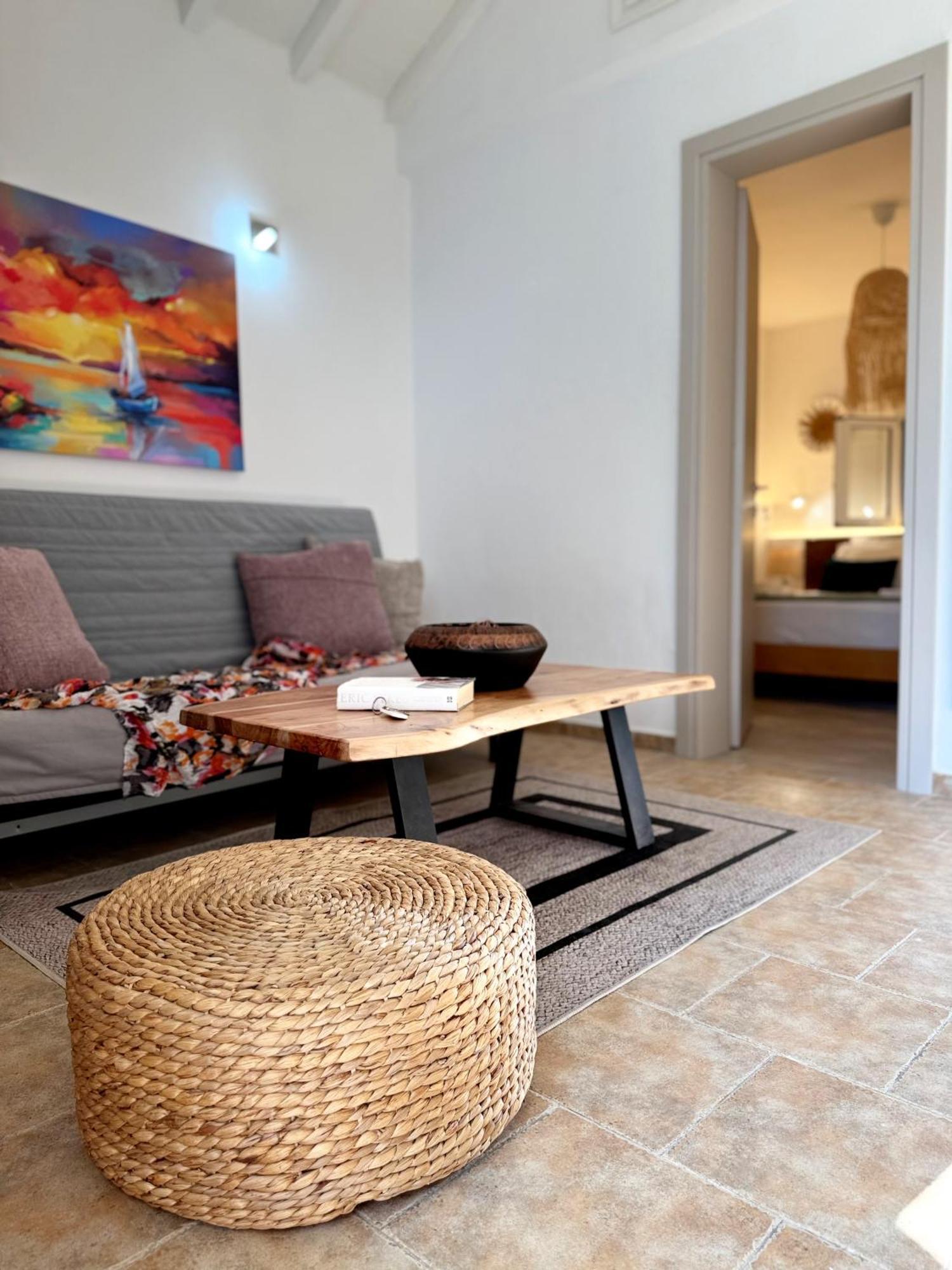 Del Sol Suites Skiathos Town Exterior photo